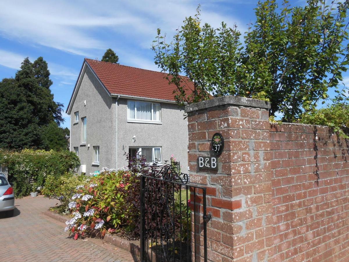 Rose Villa Bed And Breakfast Forfar Exterior photo