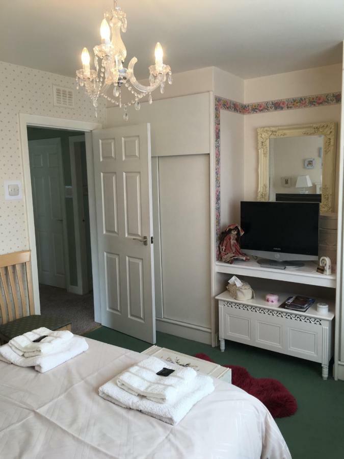 Rose Villa Bed And Breakfast Forfar Exterior photo