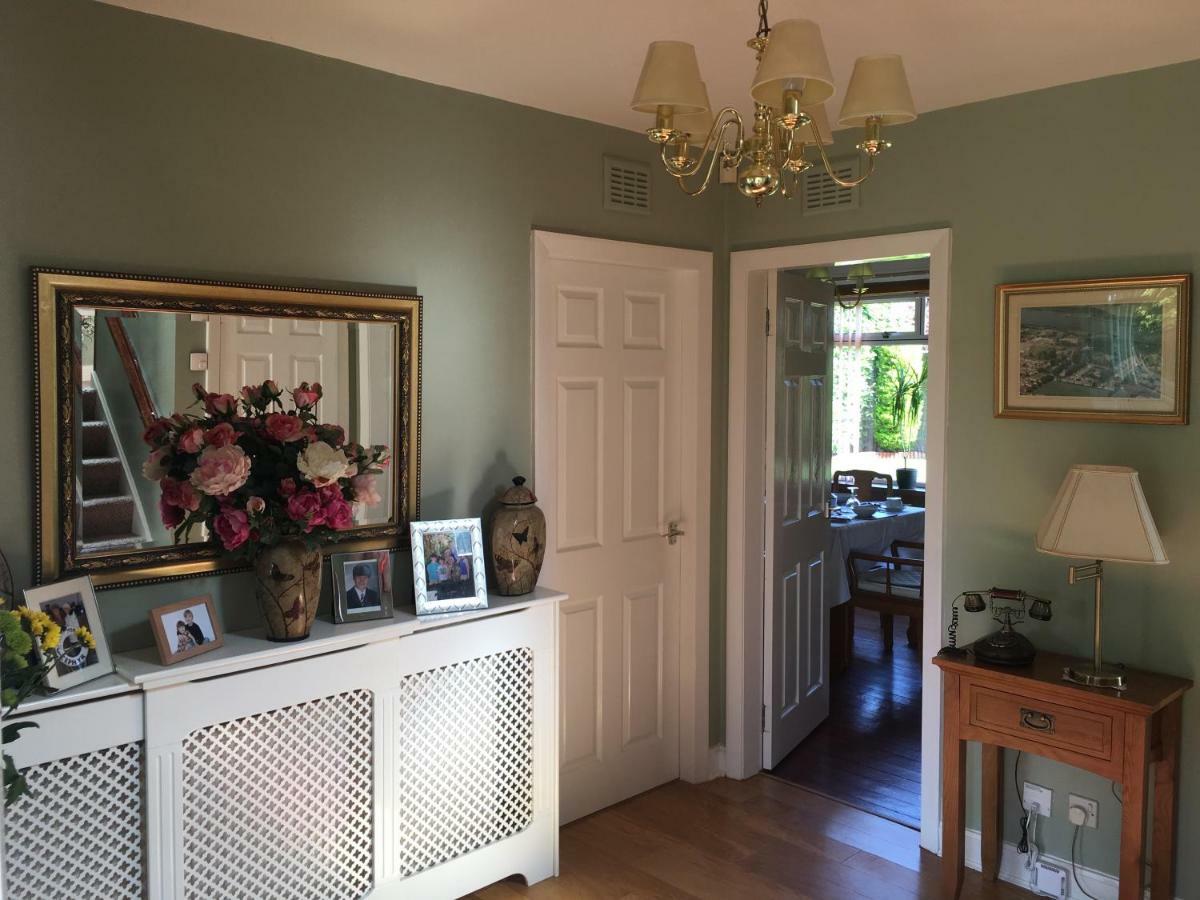 Rose Villa Bed And Breakfast Forfar Exterior photo