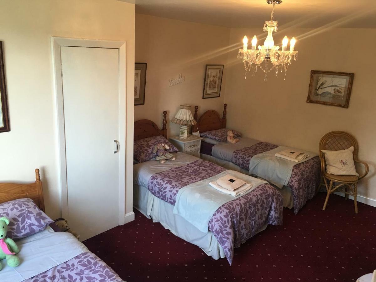 Rose Villa Bed And Breakfast Forfar Exterior photo